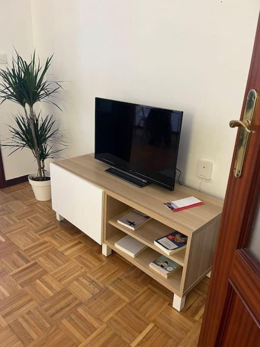 Apartment Acogedor Y Soleado Recien Amueblado En Gijon